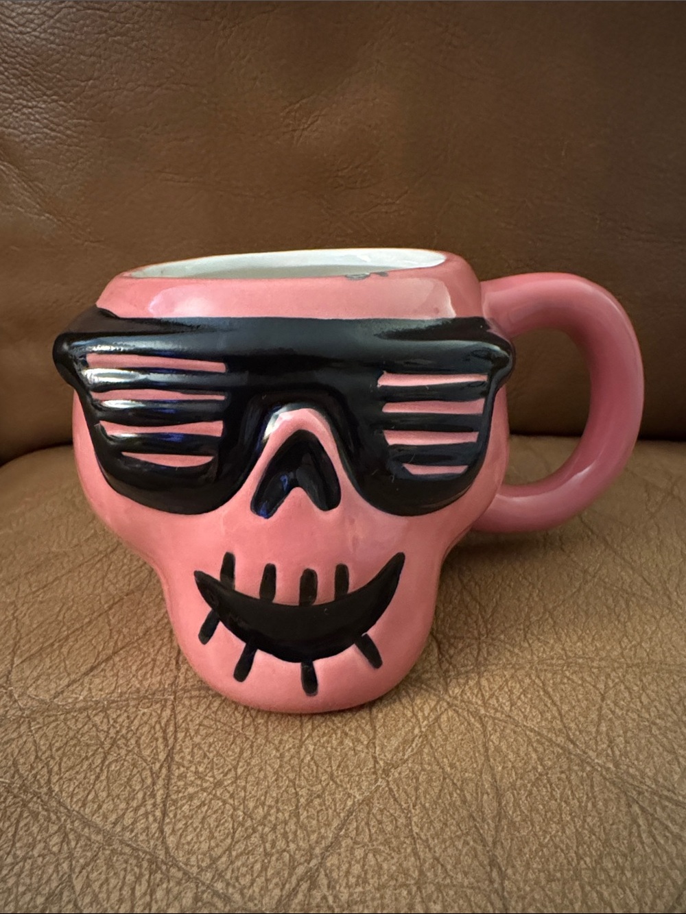 Hyde and Eek! Boutique Pink Skull Mug Shutter Sunglasses Earthenware 2024